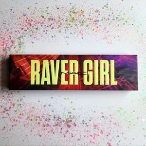 Raver Girl eyeshadow palette